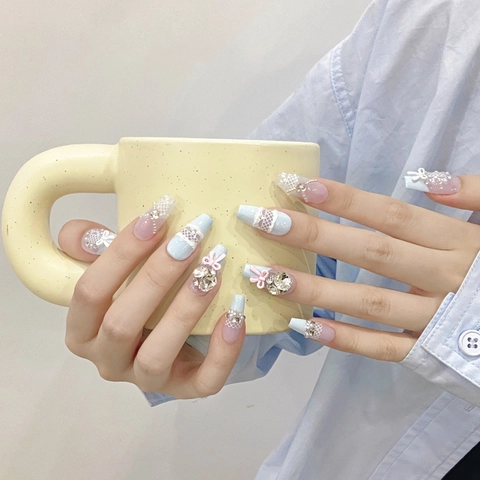 Handmade Sweet Aqua Blue Bowknot Press On Nails Medium Coffin Fake Nails With Rhinestone Artificial Pearl Lace Pattern