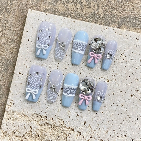 Handmade Sweet Aqua Blue Bowknot Press On Nails Medium Coffin Fake Nails With Rhinestone Artificial Pearl Lace Pattern