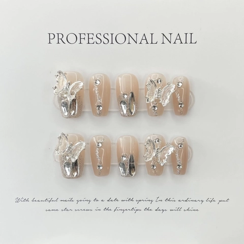 Unghie Finte a Pressione Artigianali Con Farfalla 3D Strass Eleganti Nude Rosa Glitter Unghie Finte da Donna Manicure