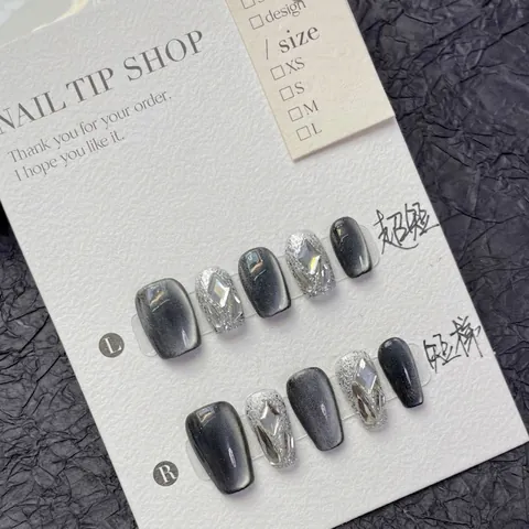 Handmade Grey Cat Eye Press On Nails Silver Glitter Rhinestone Luxury Short Coffin False Nails For Women Daily Decoration