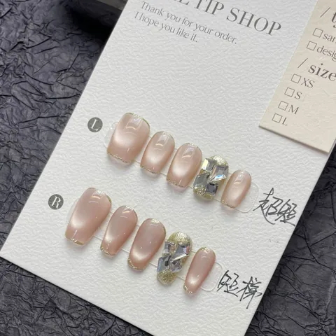 Handmade Cat Eye Press On Nails With 3D Rhinestone Bowknot Charms Gradient Artificial Nails For Women Christmas Manicure