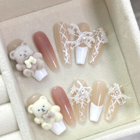 Unghie Finte Coffin Fatte a Mano Lusso Sfumate Rosa Orsetto Floccato Fiocco in Pizzo Bianco Strass Perle Unghie