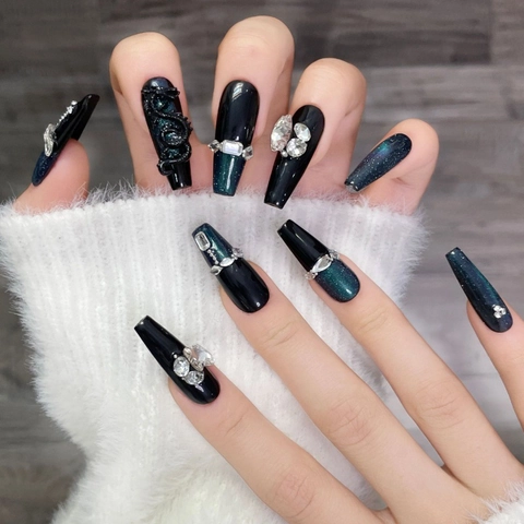 Handmade Cat Eye Press On Nails Long Coffin Fake Nails With 3D Dragon Lion Rhinestone Decor Gothic Luxury Artificial Nails