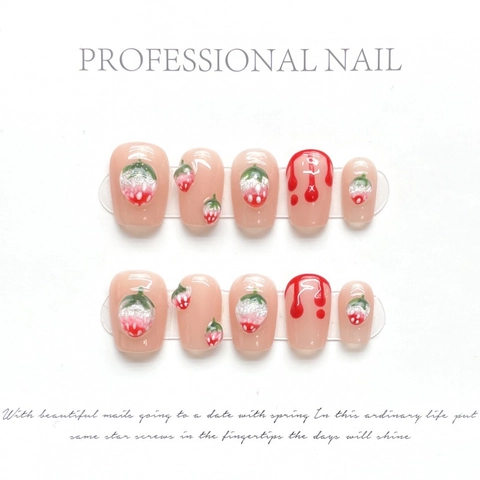 Uñas Postizas 3D de Fresa Dulce Hechas a Mano Base Rosa Nude Diseño de Frutas Lindas Uñas Postizas Reutilizables para Mujer