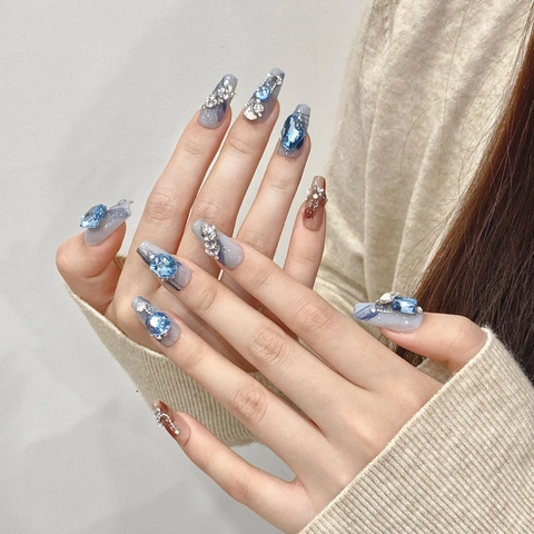 Unghie Finte Lunghe a Bara Fatte a Mano Trama Marmo Blu Con Strass 3D Elegante Motivo Farfalla per Donna