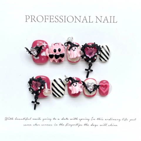 Unghie Finte Artigianali Gotico Cuore di Demone Rosa Nero Strisce Con Pendagli Croce Pipistrello Fiocco Manicure