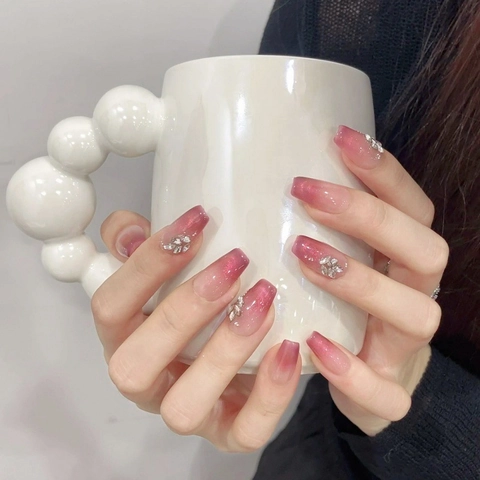 Unghie Finte a Pressione Artigianali Sfumate Rosa Marrone Occhio di Gatto Con Strass Eleganti Corte Forma a Bara Manicure Donna
