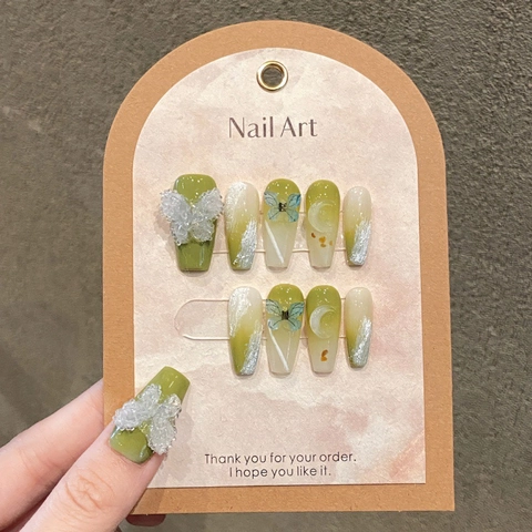 Unghie a Pressione Fatte a Mano Verde Bianco Gradiente 3D Farfalla Fiore Design Bara Lungo Artificiale Unghie Finte Gioielli