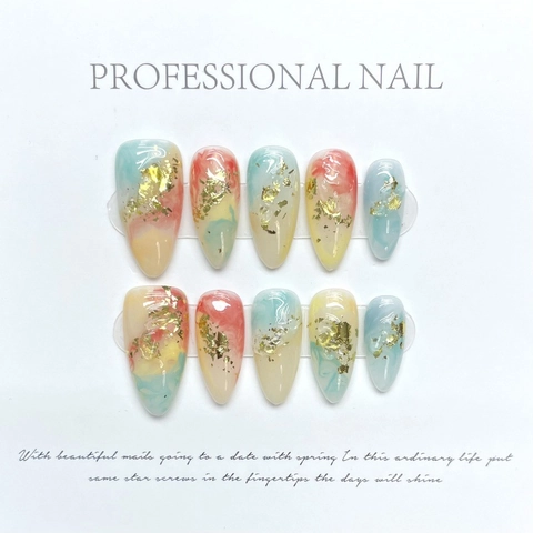 Uñas Postizas Hechas a Mano Estilo Dunhuang Pan de Oro Mármol Degradado Forma Almendra Larga Uñas Artificiales Mujer