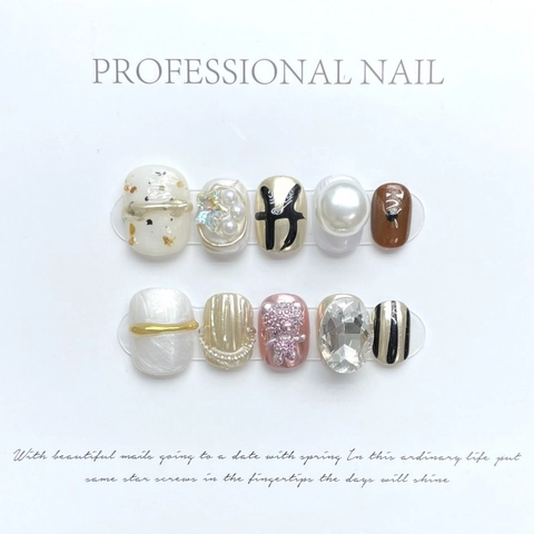 Handmade Press On Nails Pink Fluid Bear 3D Artificial Pearl Rhinestone Metallic Y2K Luxury False Nails Set For Women Jewelry