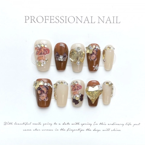 Uñas Postizas a Presión Hechas a Mano Diseño Oso Lindo Marrón Beige 3D Diamantes Imitación Lazo Forma Ataúd Larga Mujer
