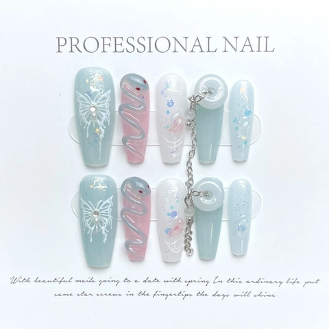 Uñas Postizas Hechas a Mano Nuevo Estilo Chino Relieve 3D Serpiente Cadena de Metal Mariposa Uñas Ataúd Largo para Mujer