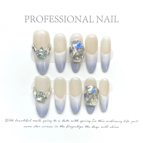 Juego de Uñas Postizas Hechas a Mano con Degradado Azul Menta Púrpura Diamantes de Imitación Estrella Uñas Ovaladas para Mujer Calidad de Salón