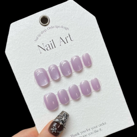 Handgefertigte Kunststoff Lila Katzenauge Kurze Künstliche Nägel Halbtransparent Schimmernd Glänzend Falsche Nägel Für Damen Maniküre