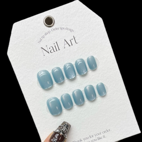 Unghie Finte Occhio di Gatto Blu Ghiaccio Fatte a Mano Corte Tonde Riutilizzabili per Donna Stile Dolce Manicure DIY