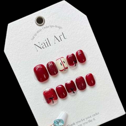 Unghie Finte Rosso Scuro Fatte a Mano Dolci Corte Quadrate Tonde Motivo Mela Pittura Artistica a Mano Unghie Artificiali Riutilizzabili