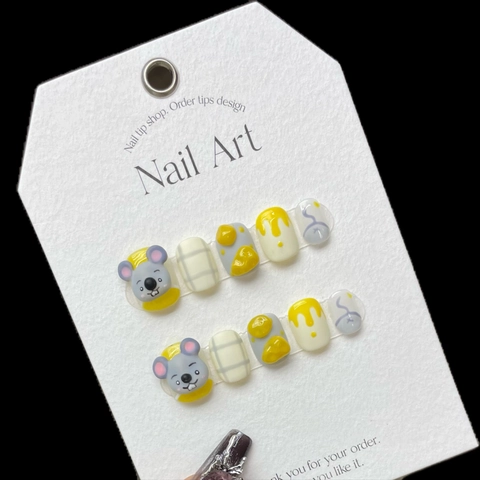 Uñas Postizas a Presión Hechas a Mano con Diseño de Ratón y Queso 3D 10 Piezas Amarillo Gris a Cuadros Brillantes Lindas para Mujer