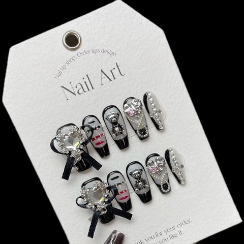 Unghie Finte a Pressione Fatte a Mano Lusso Nero Bianco Fiocco Cuore Zirconia Orso Metallo Bara Lunga Gotico Moda per Donna
