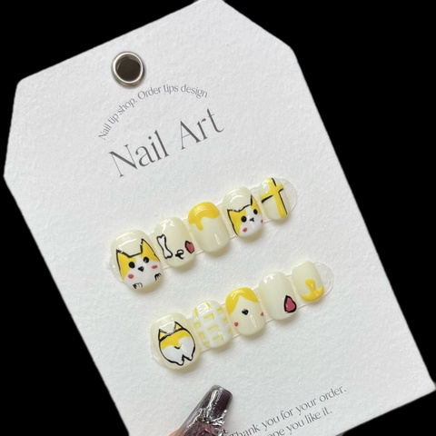 Unghie Finte Fatte a Mano con Motivo Cane Corgi Carino Cartone Animato Giallo Crema Bianco Nail Art Tips per Donna Ragazze