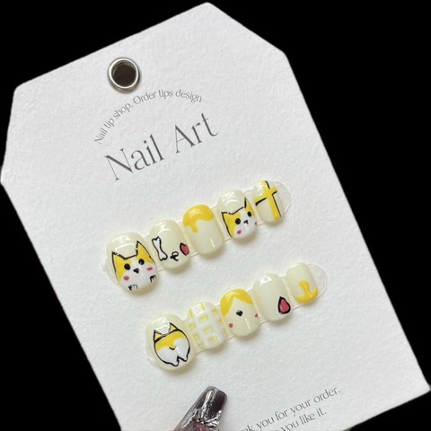 Unghie Finte Fatte a Mano con Motivo Cane Corgi Carino Cartone Animato Giallo Crema Bianco Nail Art Tips per Donna Ragazze