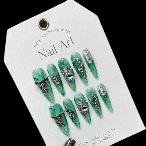 Handgefertigte Künstliche Fingernägel Gothic Grün Marmor Engel Augen 3D Metall Flügel Kette Dekor Lange Stiletto Nägel