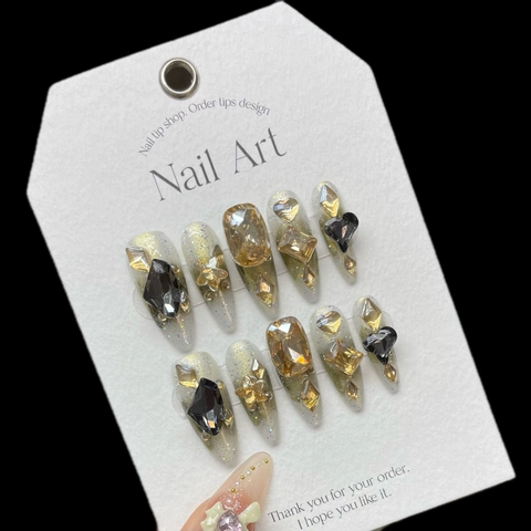 Uñas Postizas Hechas a Mano Stiletto Largo Degradado Ojo de Gato Corazón Lazo Brillantes para Mujer Joyería de Uñas