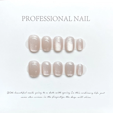 Unghie Finte Occhi di Gatto Fatte a Mano Rosa Nude Brillanti Corte Quadrate Riutilizzabili di Lusso per Donna Manicure