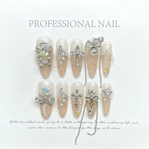Handgefertigt Luxus Aufpressbare Nägel Feen-Stil Mit Schleife Kettenanhänger Strass Künstliche Perle Koreanische Mode Dekorative Nägel