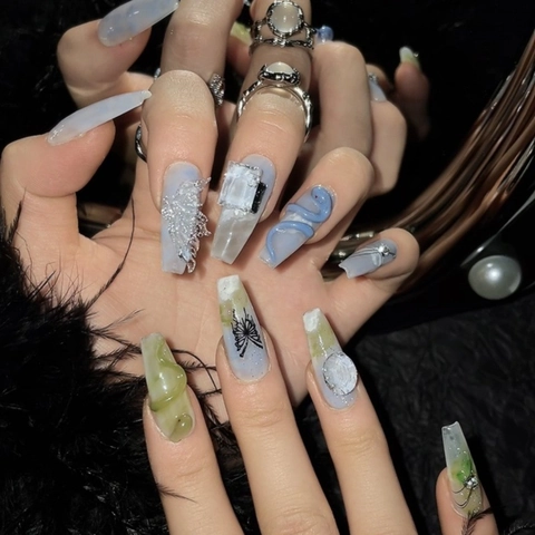 Uñas Postizas Hechas a Mano Estilo Chino Serpiente Azul Mariposa Strass Relieve 3D Kit de Manicura Artística