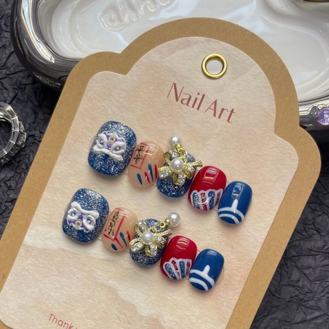 Handmade Chinese Style Lion Dance Press On Nails With 3D Relief Charms Artificial Pearls Rhinestones Vintage Glossy Reusable Fake Nails