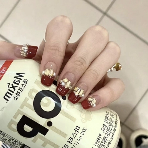 Handmade Wine Red French Tip Press On Nails With Rhinestone Artificial Pearl Bow Short Square Fake Nails For Women Jewelry