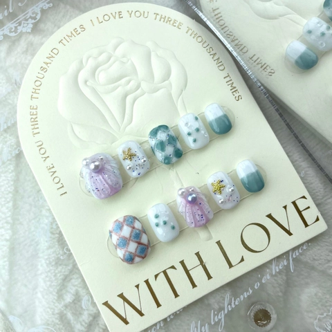 Unghie Finte Artigianali Press On Decorazione Conchiglia Stella Marina Künstliche Perle 10 Pezzi Sfumate a Griglia Set per Donna