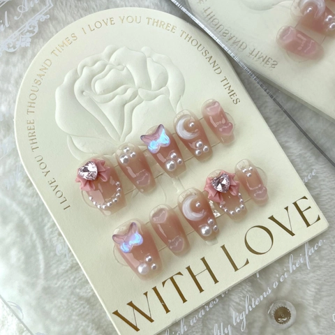 Unghie a Pressione Rosa Dolce Fatte a Mano Con Farfalla 3D Cuore Strass Perla Artificiale Unghie Artificiali Donna