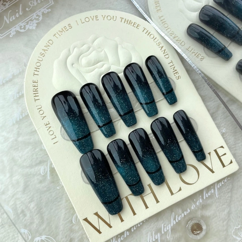 Handgefertigte Smaragdgrüne Katzenauge Press On Nägel Lange Sargform Farbverlauf Glitzer Künstliche Nägel Set Für Damen Luxus Nagelkunst Kit