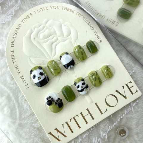 Unghie Finte Artigianali Panda Bambù Dipinte a Mano Carine Verdi Corte Rotonde Quadrate Set Con Kit Colla per Donna