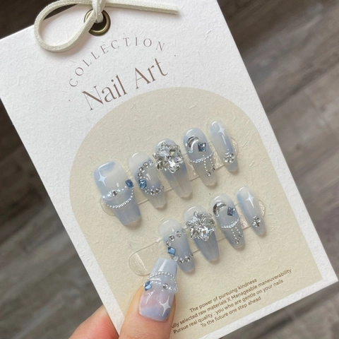 Handmade Press On Nails Fog Blue Marble Gradient Snowflake Rhinestone Moon Star Charms Elegant Reusable Artificial Nails