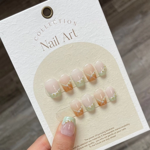 Unghie Finte a Pressione Sfumate Francesi Fatte a Mano Con Perla Artificiale Nude Verde Chiaro Set per Donna Manicure