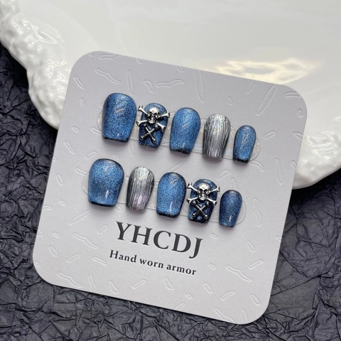 Uñas Postizas Hechas a Mano Azul Encanto Ojo de Gato Con Calaveras Plateadas Gótico Punk Cortas Cuadradas Redondas Mujer