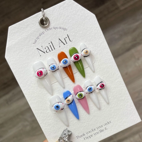 Faux Ongles à Presser 3D Œil du Diable Faits à la Main Forme Stiletto Graffiti Colorés Faux Ongles Motif Œil Femme