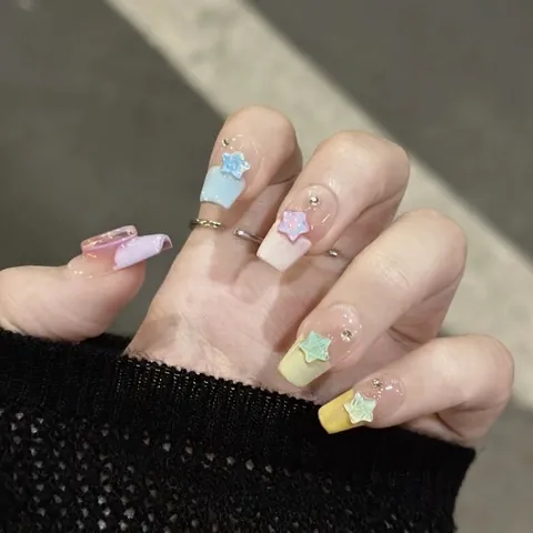 Unghie Finte Macaron Fatte a Mano Con Stelle e Lune Colori Dopamina Carini Forma Quadrata Corta Unghie Artificiali Per Donna