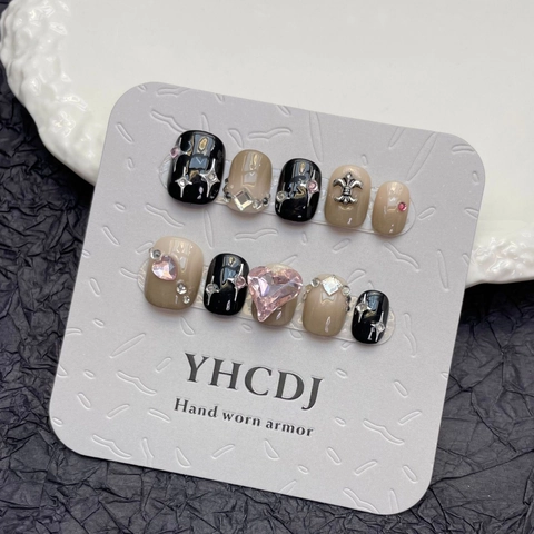 Handmade Press On Nails Black Nude Gradient Heart Rhinestone Alloy Star Decor Square Round Shape Reusable Fake Nails Jewelry