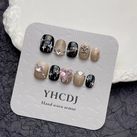 Handmade Press On Nails Black Nude Gradient Heart Rhinestone Alloy Star Decor Square Round Shape Reusable Fake Nails Jewelry