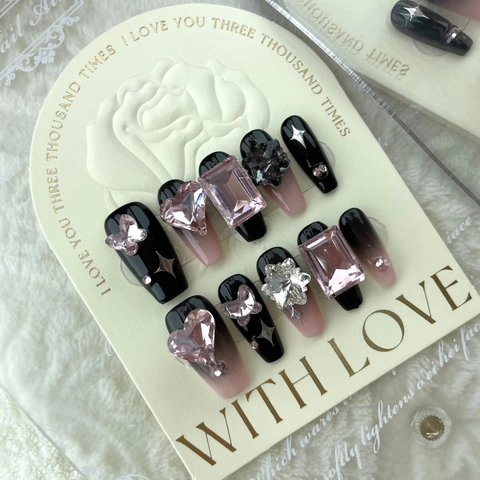 Uñas Postizas Hechas a Mano 3D con Strass Degradado Rosa Negro Corazón Mariposa Gótico Encaje Negro Cruz Perla Stiletto Uñas Postizas