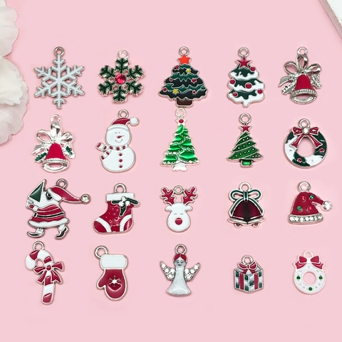 Zinklegering Emaille Kerstbedeltjes Voor DIY Sieraden Maken Sneeuwvlok Rendier Kerstman Boom Bel Engel Vakantie Hanger
