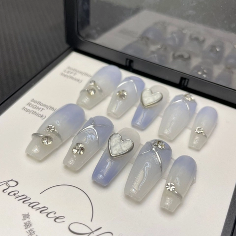 Unghie a Pressione Gradiente Fatte a Mano in Resina Trasparente Unghie Finte Con Cuore Strass Dolce Lussuosa Manicure per Donna