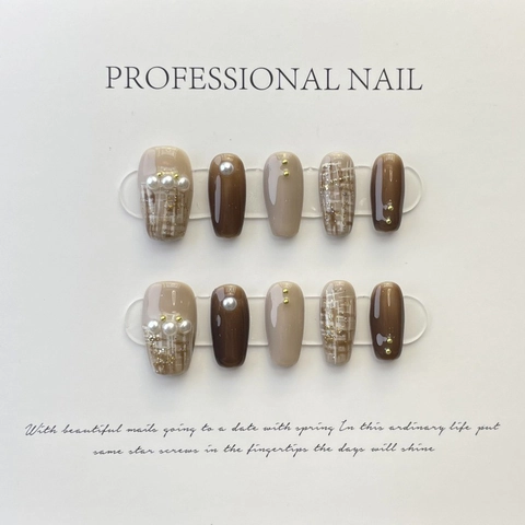 Unghie Finte Fatte a Mano Modello Tweed Perle Artificiali Finite Autunno Inverno Dipinto a Mano Set Manicure per Donna