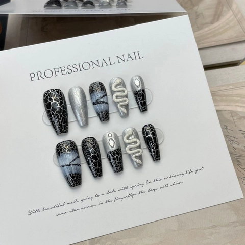 Handmade Long Coffin Press On Nails Dark Style Black Silver Snake Pattern Metallic Charms Rhinestones Fake Nails For Women