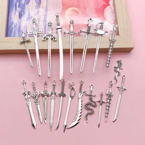 Vintage Zinc Alloy Sword Dagger Pendants For DIY Jewelry Making Antique Silver Color Punk Gothic Accessory Charms