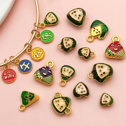 Ciondoli in Lega di Zinco Smalto Involtino di Riso per Creazione di Braccialetti Collane Fai da Te Pendenti Cartone Animato Zongzi Componenti per Gioielli Tradizionali Perline Portafortuna