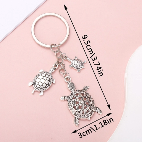 Vintage Zinc Alloy Turtle Keychain With Multiple Charms Antique Silver Animal Pendant Key Ring For Car Bag Decoration Gift